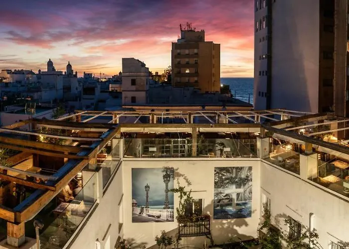 Hoteles Familiares en Cádiz 