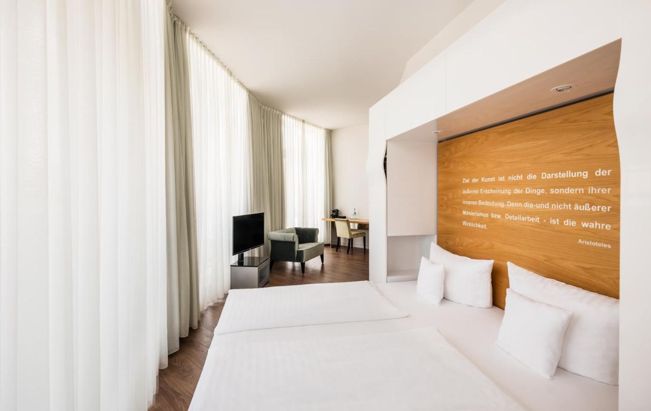 Urban Rooftop Room