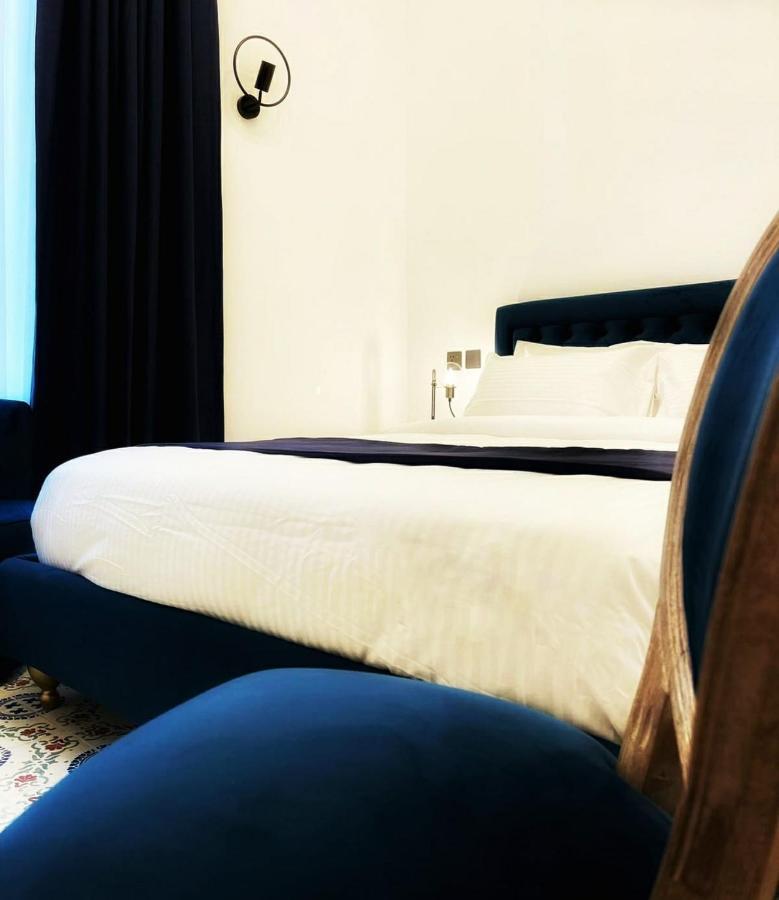 Suite con cama grande