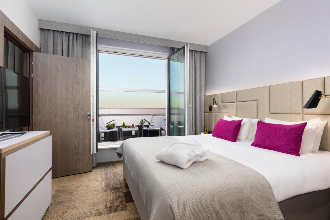 Suite Executive con cama grande y terraza