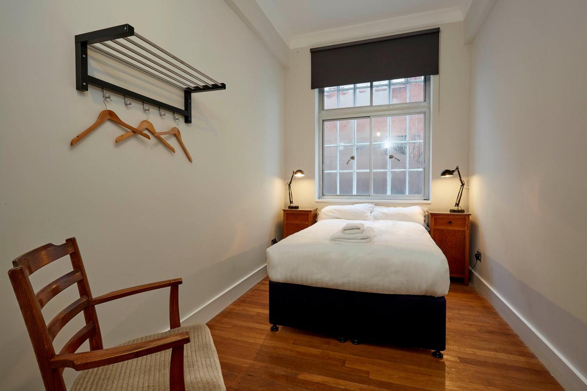 Small Double Room,1605415471:JPEG