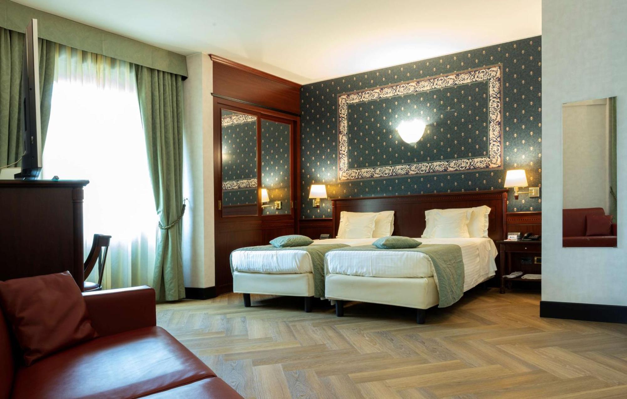 Quadruple Room,1274552773:JPEG