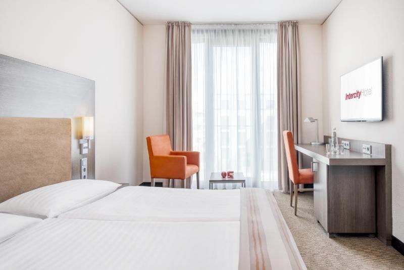 Standard Double Room,1498661209:JPEG