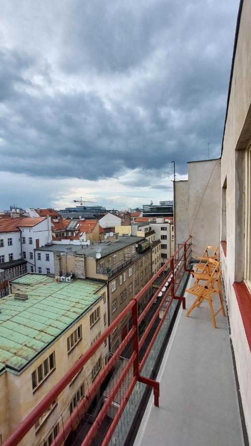 Apartment Terrace,1392053015:JPEG