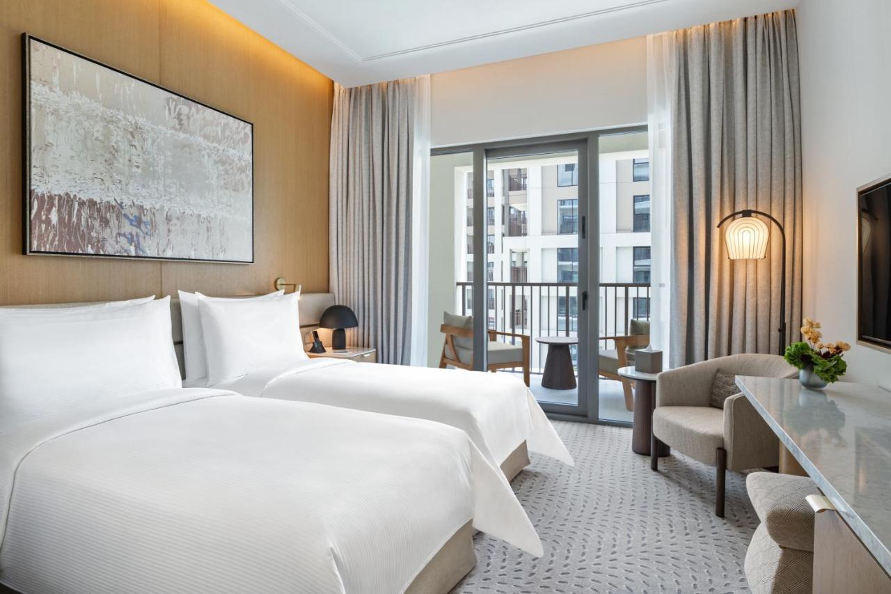 Deluxe Lagoon View Room Twin