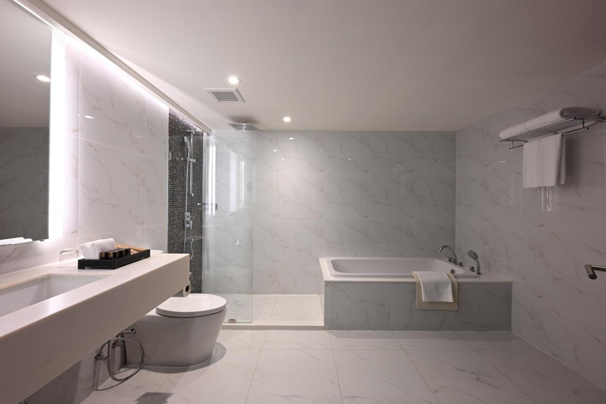 Junior Suite,1555957225:JPEG