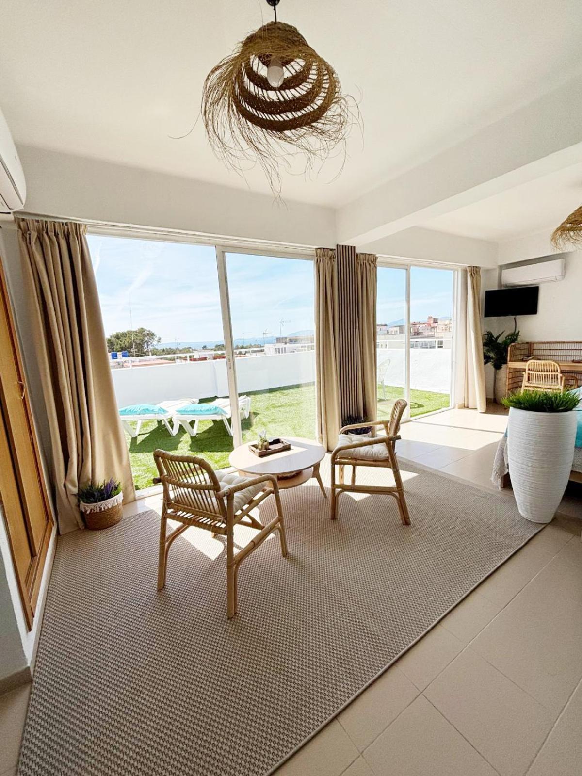 Suite Terrace,1663773517:JPEG