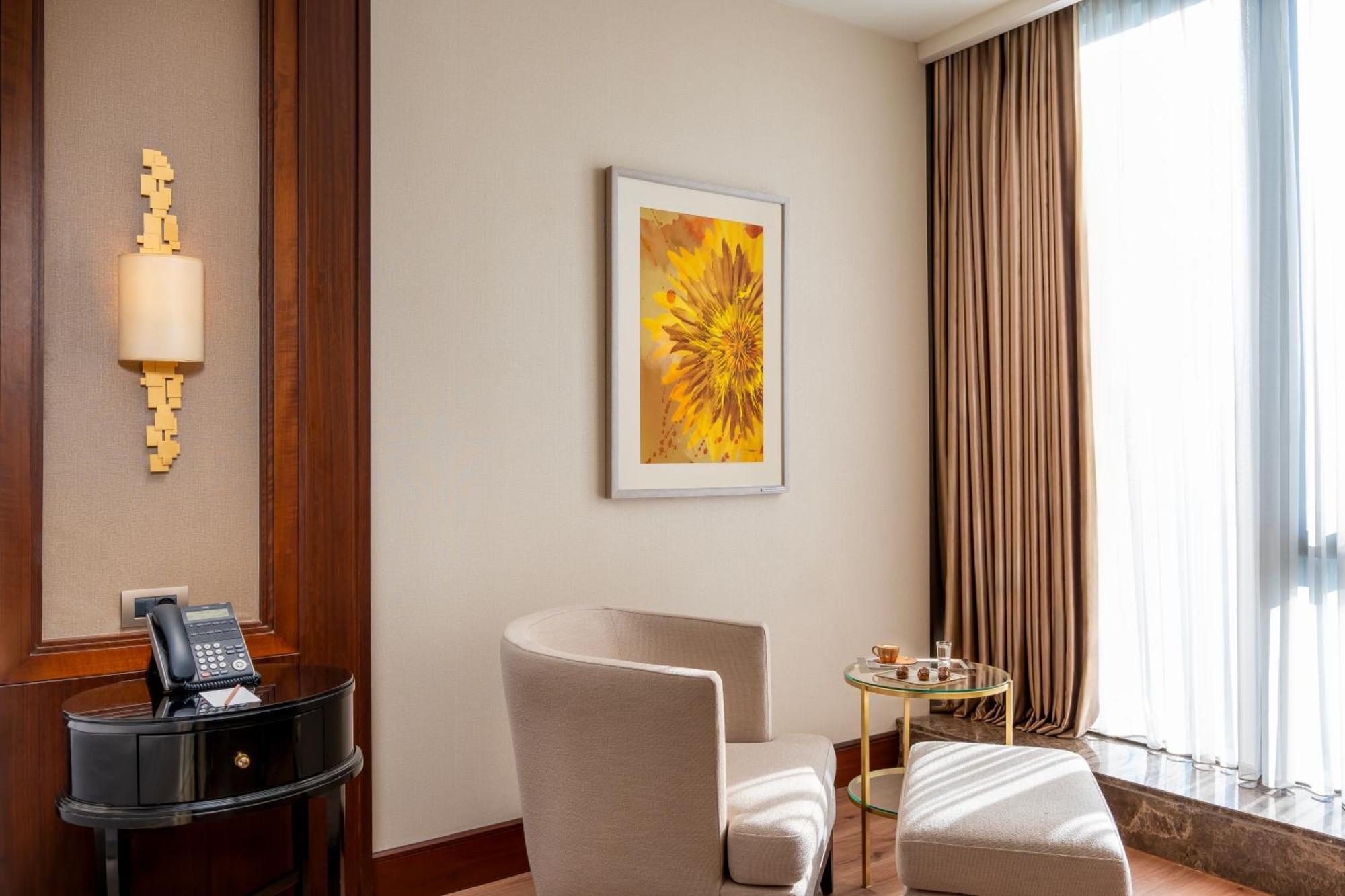 Superior Room with Queen Size Bed