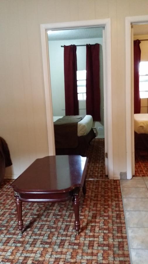 Family Junior Suite - Not Pet-Friendly,639497607:JPEG