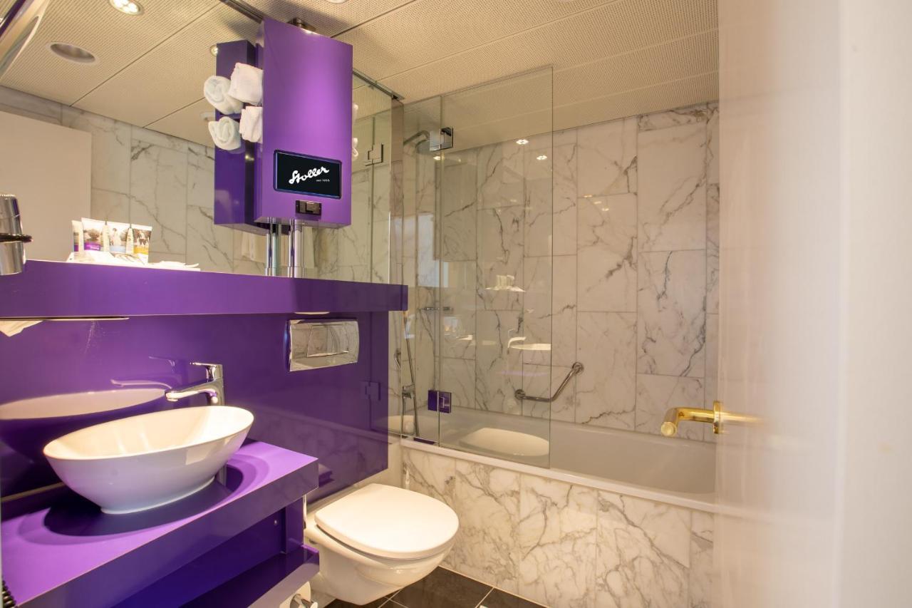 Quarto com 2 Camas de Solteiro