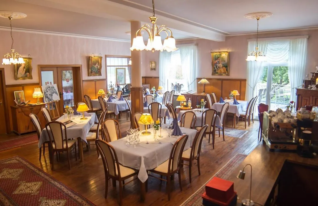 Hotel zur Post - Burg an der Mosel-1