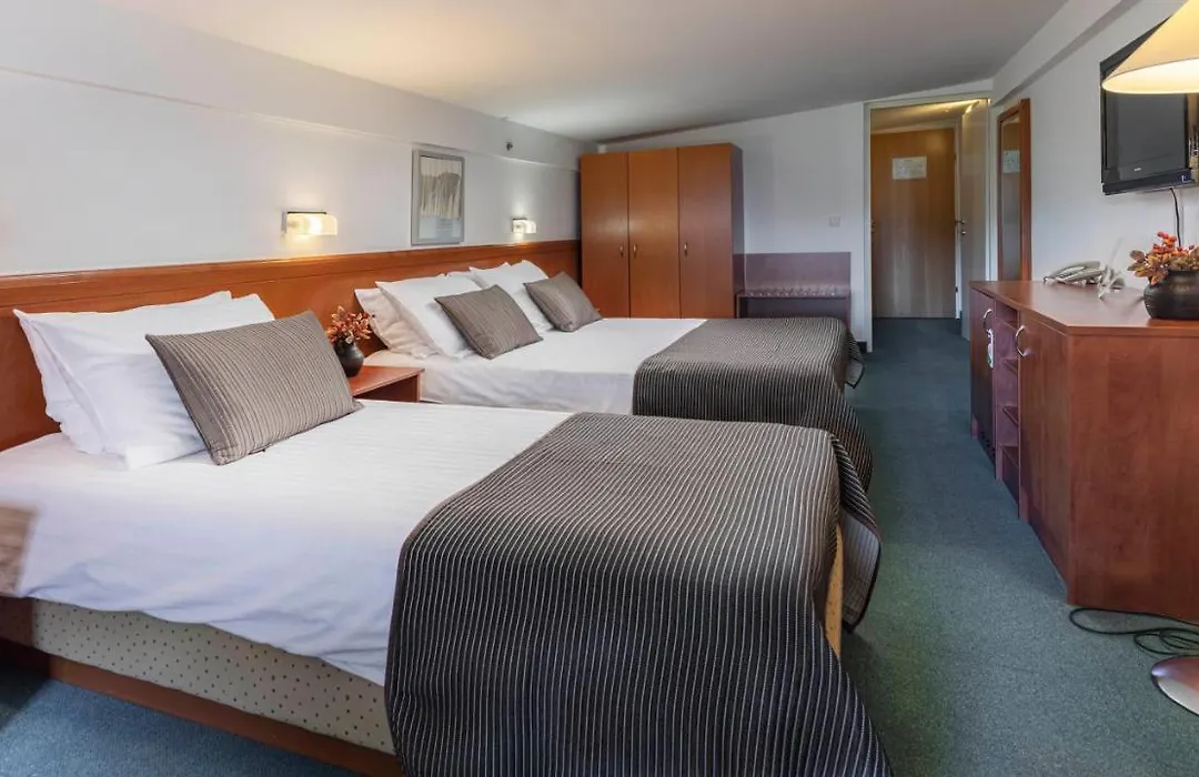 Hotel Jezero - Plitvice Lakes National Park-1
