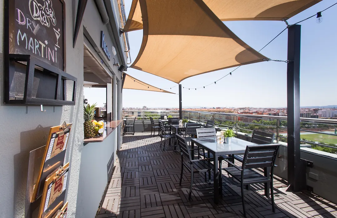 Novotel Valencia Lavant-1