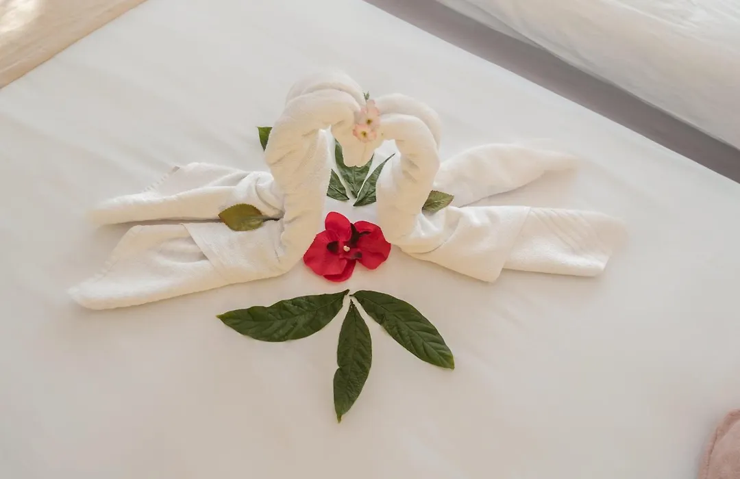Far Life Hotel-1