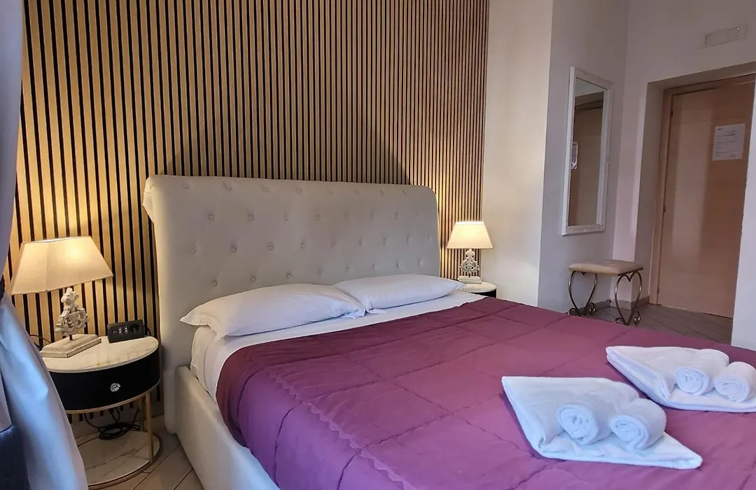 Rome Central Rooms-1