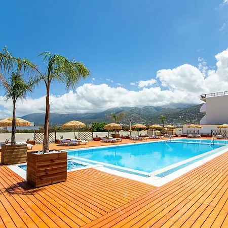 Triton Hotel-2