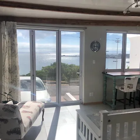 Blue Bay Studio Bayview-3