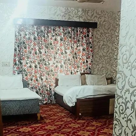 Hotel Kashmir Heaven-2