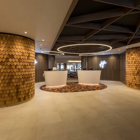 Holiday Inn Edinburgh Zoo By Ihg-3