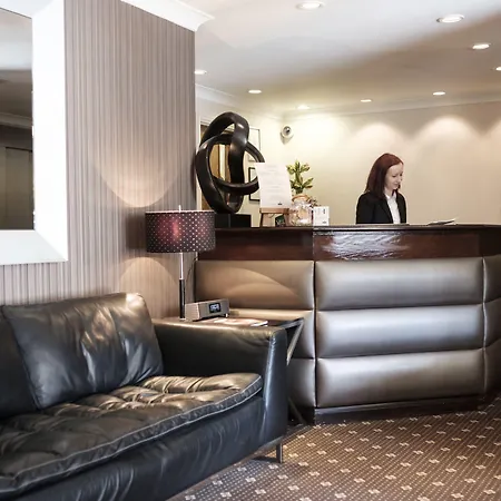 The Fox & Goose Hotel-3