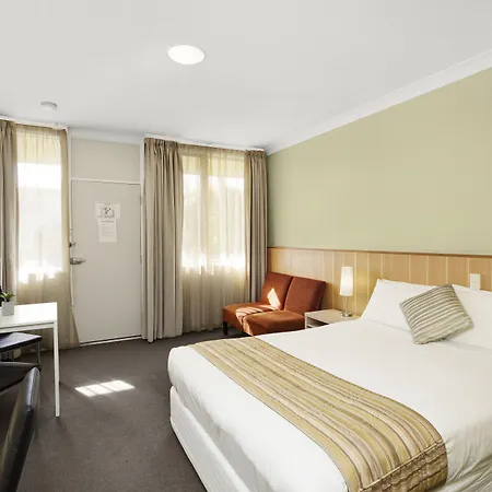 Adelaide Road Motor Lodge-2