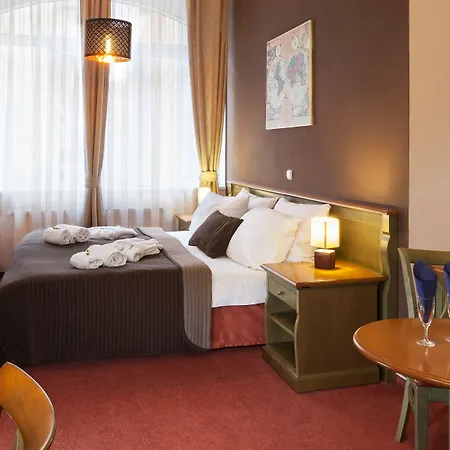 Augustus Et Otto Hotel-3