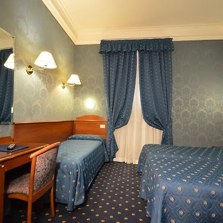 Hotel Montecarlo-2