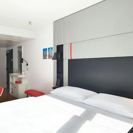 Citizenm Chicago Downtown-2