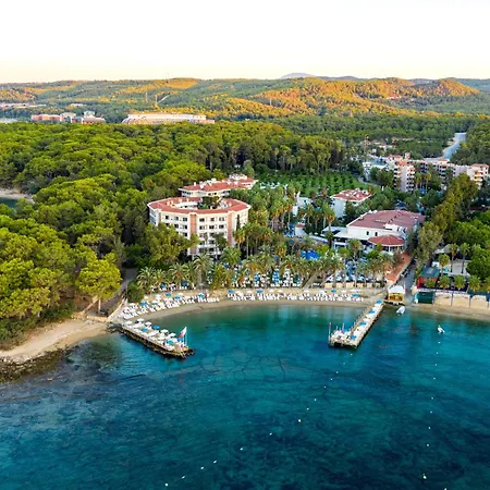 Utopia Resort & Residence-3