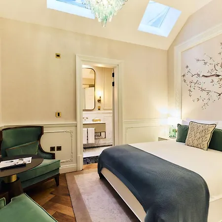 2 Chesham Hotel-2