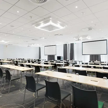 Novotel Berlin Mitte-3