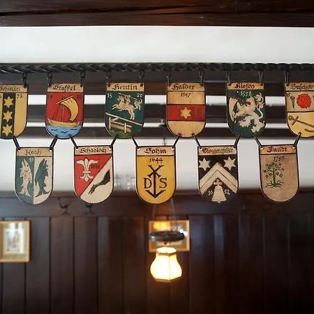 Hotel Engel - Lindauer Bier Und Weinstube-3