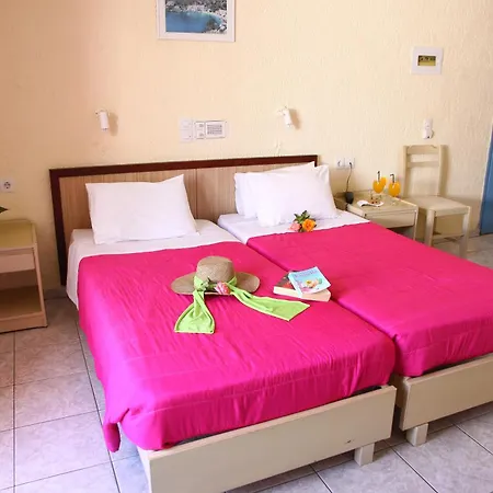 Triton Hotel-3