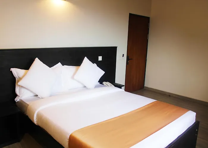 Hotel Sky Gate Kandy