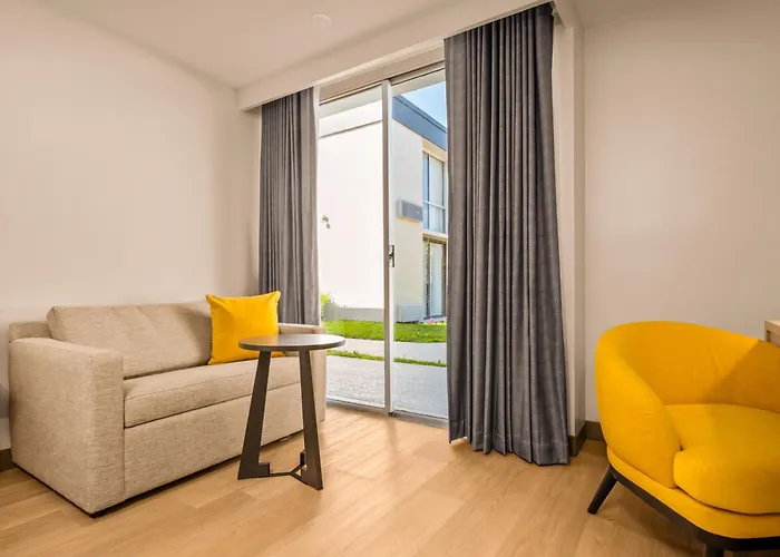 B&B Hotel Orlando International Drive Near Universal - Newly Renovated!