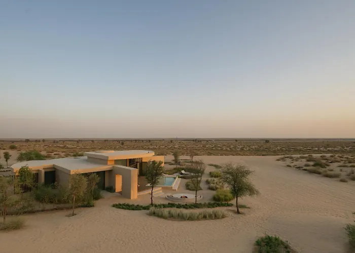 Bab Al Shams, A Rare Finds Desert Resort, Dubái