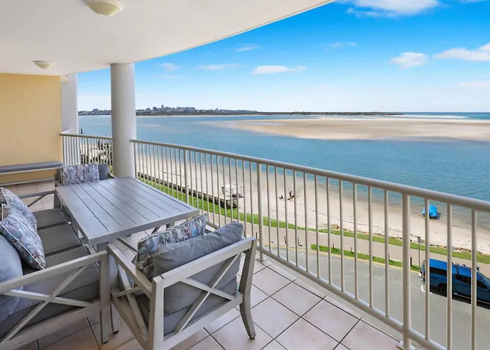 Riviere On Golden Beach Caloundra