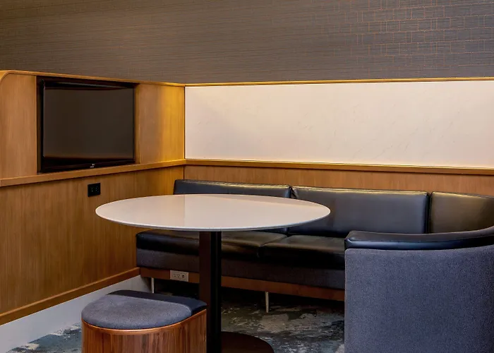 Courtyard By Marriott Times Square West Hotel New York