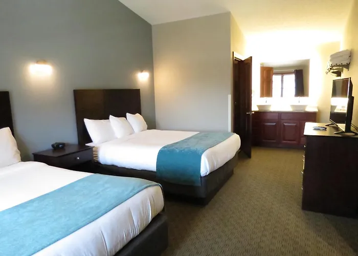 Edgewater Hotel And Suites Put-in-Bay