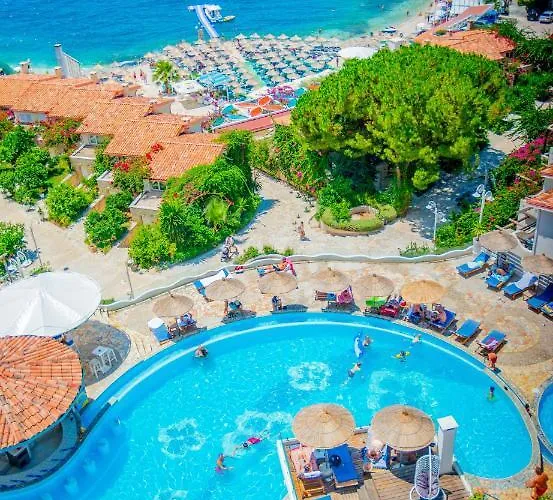 Hotel sulla spiaggia a Sarandë